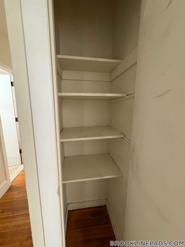33 Lancaster Terrace in Brookline, MA - Building Photo - Building Photo