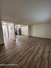 470 Dailey Ave in Anchorage, AK - Building Photo - Building Photo