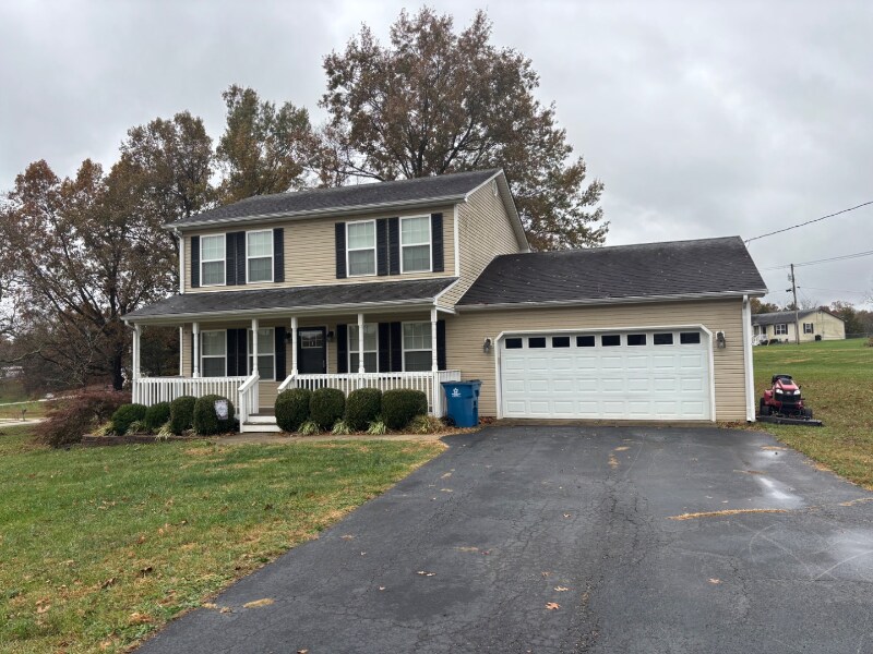 520 Ritchie Dr in Brandenburg, KY - Building Photo