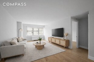 155 W 68th St in New York, NY - Building Photo