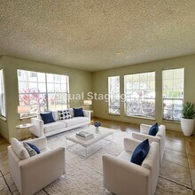 1000 Crystal Way in Delray Beach, FL - Building Photo - Building Photo