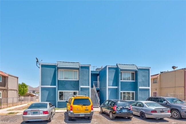 property at 29 Gold Bar Ct