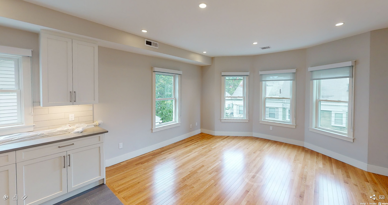 71 Spring St, Unit 70A-3 in Cambridge, MA - Building Photo