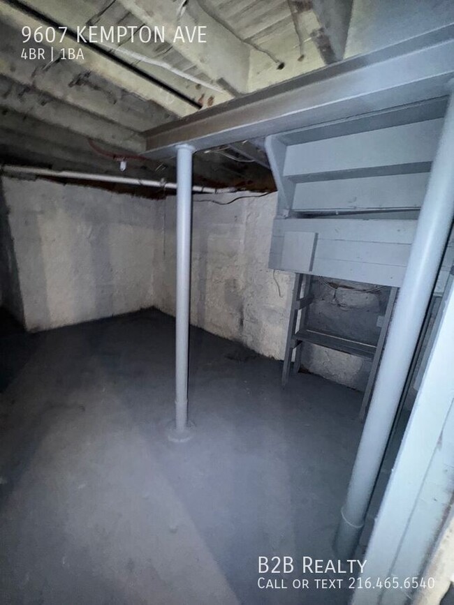 property at 9607 Kempton Ave