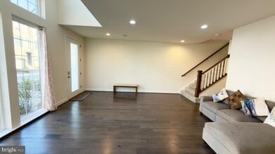 42299 Porter Ridge Ter in Brambleton, VA - Building Photo - Building Photo