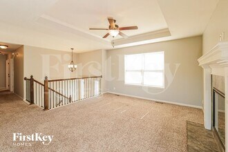 22004 Crystal Ave in Peculiar, MO - Building Photo - Building Photo