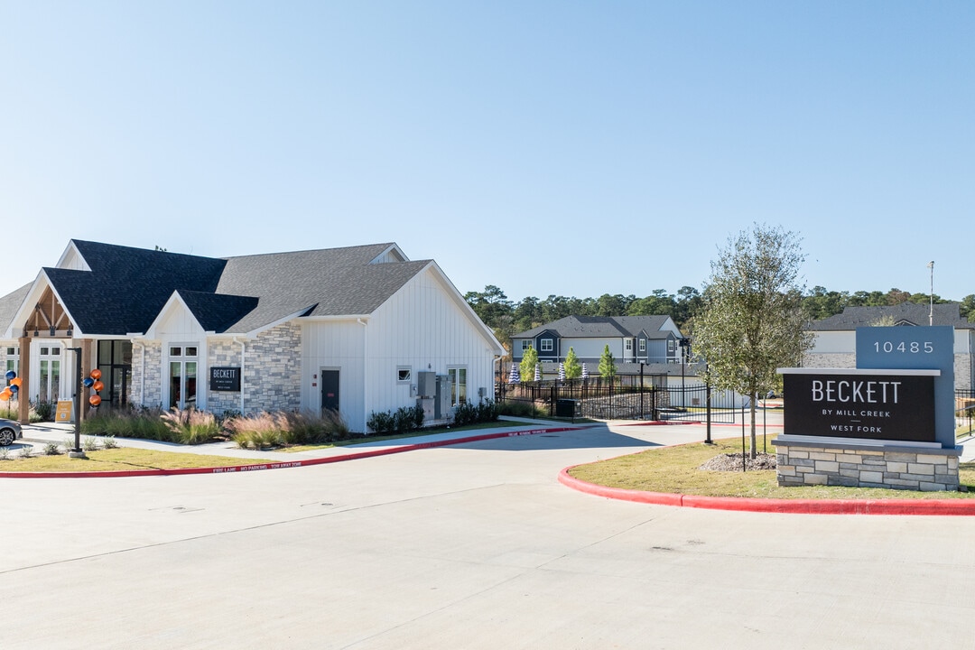 Beckett West Fork in Conroe, TX - Building Photo