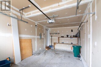 3034 Freshwater Way in Ottawa, ON - Building Photo - Building Photo