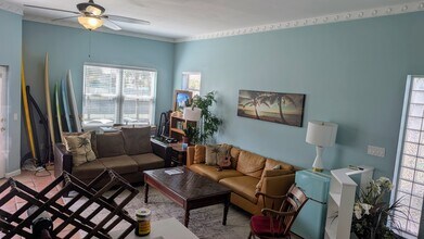 187 16th Ave S in Jacksonville Beach, FL - Foto de edificio - Building Photo