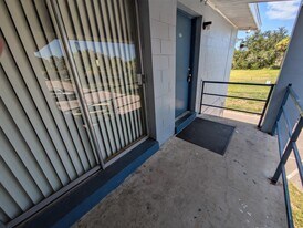 140 Minna Ln in Merritt Island, FL - Building Photo