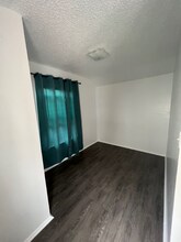 424 S Broadway, Unit B in Redondo Beach, CA - Building Photo - Building Photo