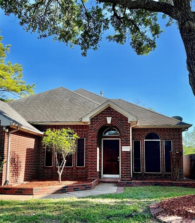 property at 13607 Mansor Dr