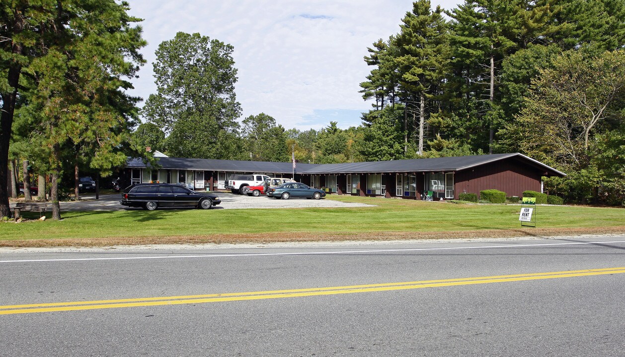 1 Easy St in Hudson, NH - Foto de edificio