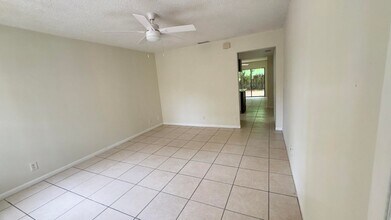 1119 Goldenrod Rd in Wellington, FL - Building Photo - Building Photo