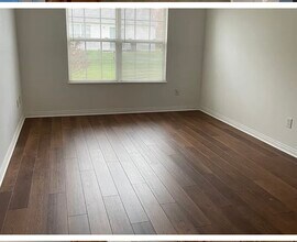 1195 Count Turf Ct in New Whiteland, IN - Foto de edificio - Building Photo