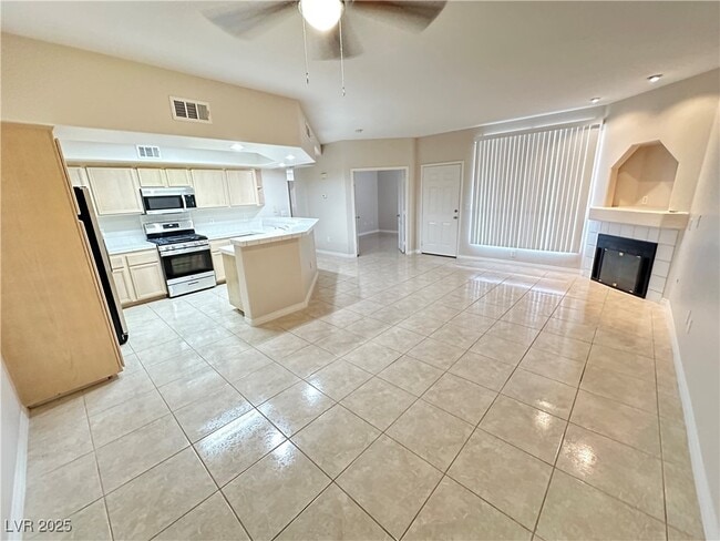 3604 Monarcas St in Las Vegas, NV - Foto de edificio - Building Photo