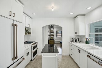 280 NE Spanish Ct in Boca Raton, FL - Building Photo - Building Photo