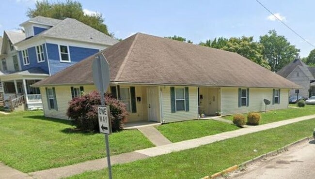 property at 1601 Ohio St