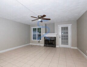 303 Brookside Way in Canton, GA - Building Photo - Building Photo