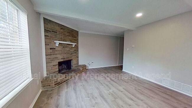 property at 2902 Fielder Rd