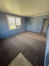 1815 N Madison St in Junction City, KS - Building Photo - Building Photo