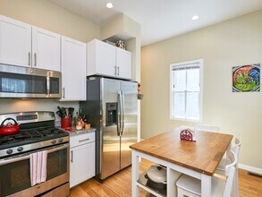 86 High St in Newton, MA - Building Photo - Building Photo