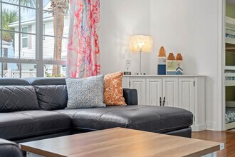 4431 Luke Ave in Destin, FL - Building Photo - Building Photo