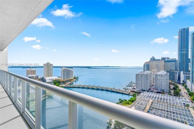 495 Brickell Ave, Unit # 2603 in Miami, FL - Foto de edificio - Building Photo