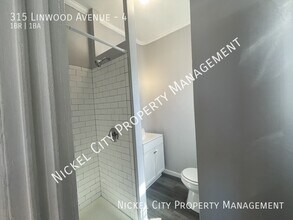 315 Linwood Ave in Buffalo, NY - Building Photo - Building Photo