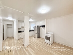 113 Vaughan Rd in Toronto, ON - Building Photo - Building Photo