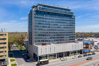 Cameo Towers in Elmwood Park, IL - Building Photo - Building Photo