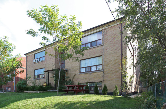 94 Trethewey Dr in Toronto, ON - Building Photo - Primary Photo