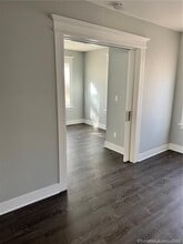 7 Burritt Ave in Stratford, CT - Building Photo - Building Photo
