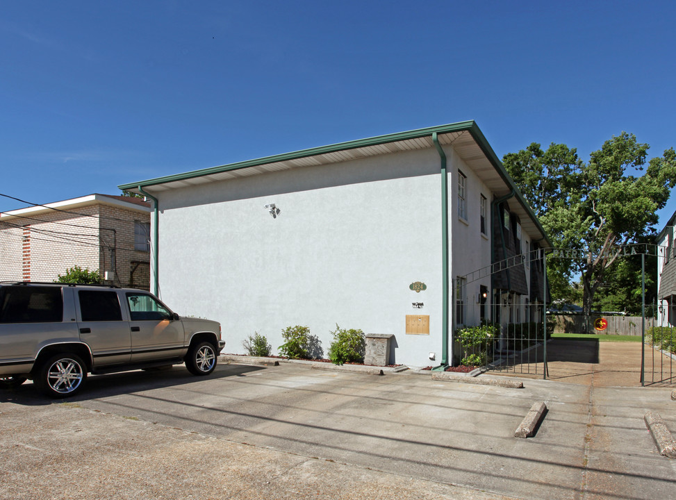 1824-1828 Hickory Ave in New Orleans, LA - Foto de edificio