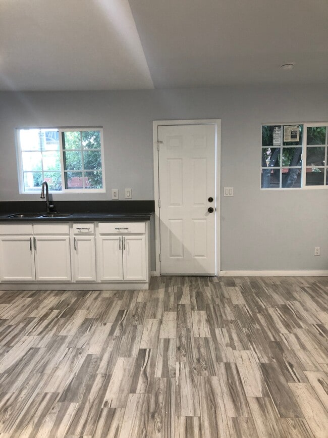 4831 Alcove Ave, Unit 1, Unit 1