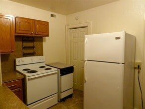 716 NW Ferris Ave in Lawton, OK - Building Photo - Building Photo