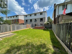 399 Burnett Ave in Cambridge, ON - Building Photo - Building Photo