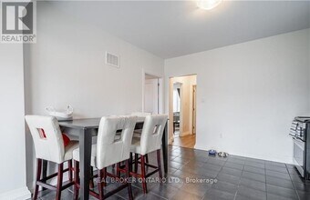 301 Wallace Ave S in Welland, ON - Building Photo - Building Photo