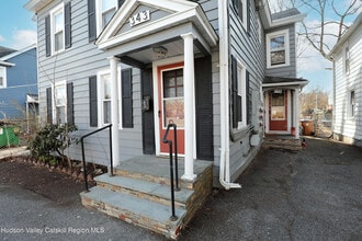 343 Washington Ave in Kingston, NY - Building Photo - Building Photo