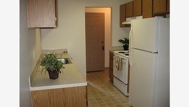 Norris Street Apartments in Vancouver, WA - Foto de edificio - Building Photo