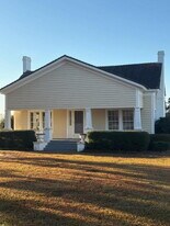 3194 Mills Rd in Greenville, NC - Building Photo