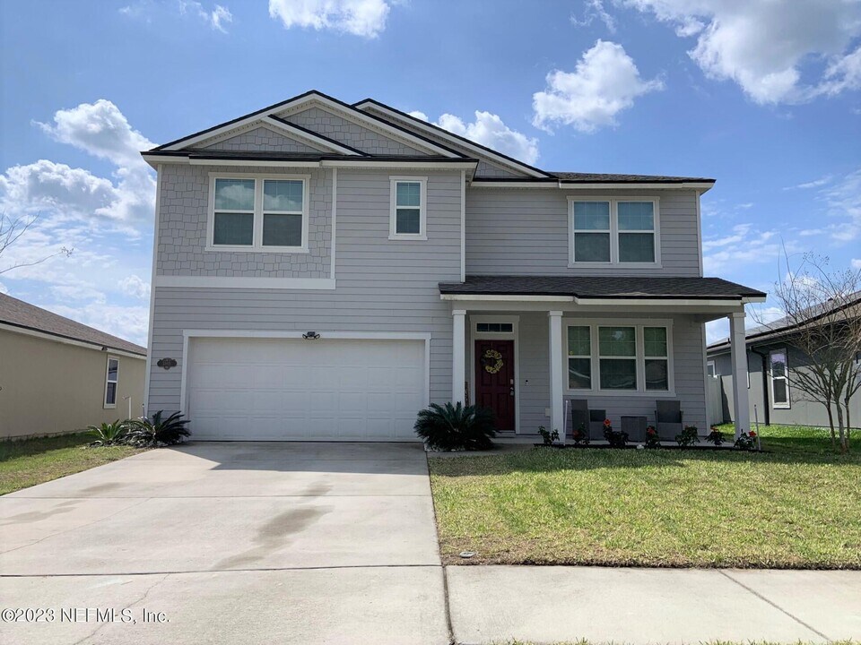 3865 Bronco Rd in Middleburg, FL - Building Photo