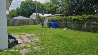 626 S 28th Ave in Hollywood, FL - Building Photo - Building Photo