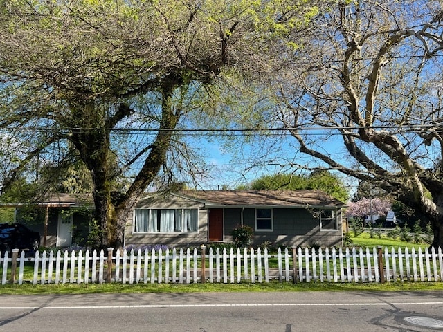 441 Howard Ave in Eugene, OR - Foto de edificio - Building Photo