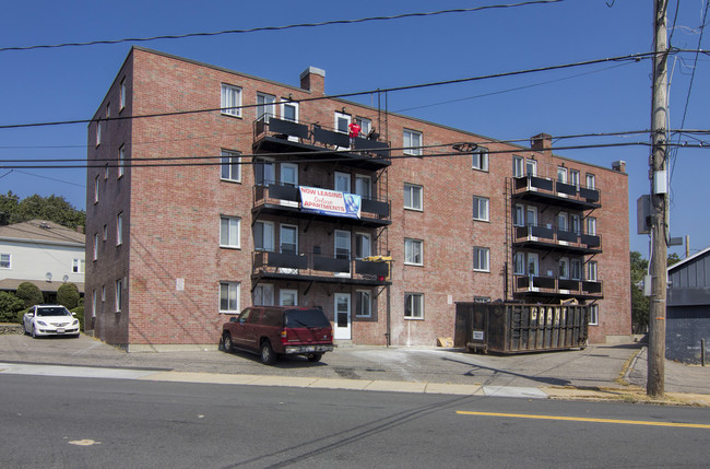 5-11 Lowell Ave in Watertown, MA - Foto de edificio - Building Photo