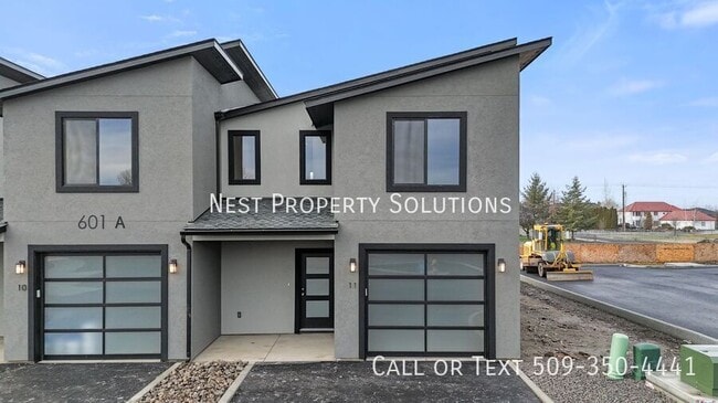 601 S Dorsing St in Moses Lake, WA - Foto de edificio - Building Photo