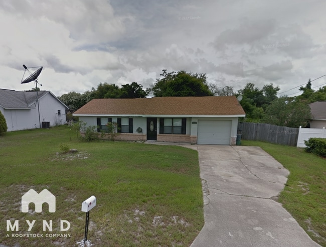 property at 1942 Peoria St