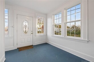 939 Nichols Ave in Stratford, CT - Building Photo - Building Photo