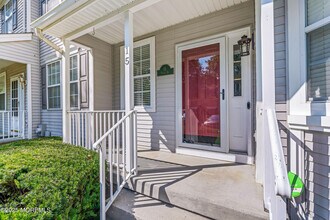 15 Faxon Dr in Trenton, NJ - Building Photo - Building Photo