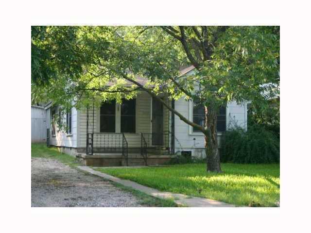 property at 4620 Bennett Ave